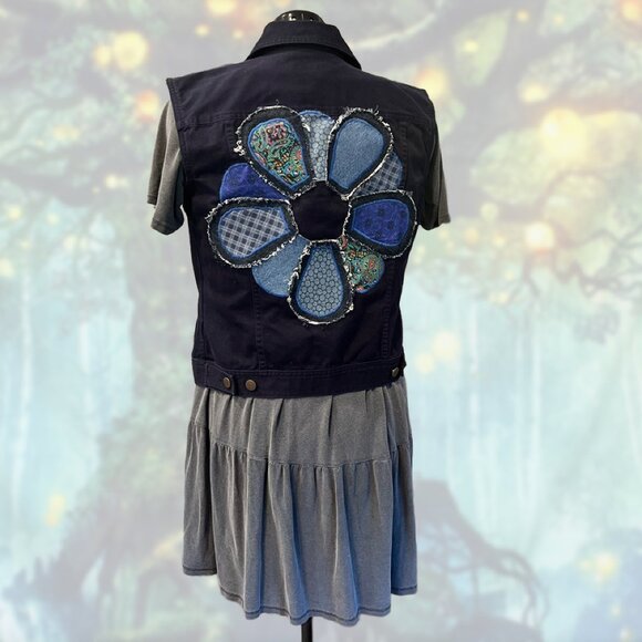 Upcycled Ralph Lauren Sleeveless Denim Vest – Patchwork Flower Jacket, Size S - Picture 2 of 5